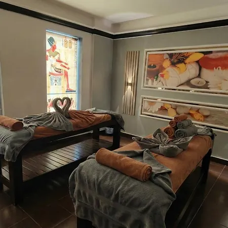 Royal Regency Club-3